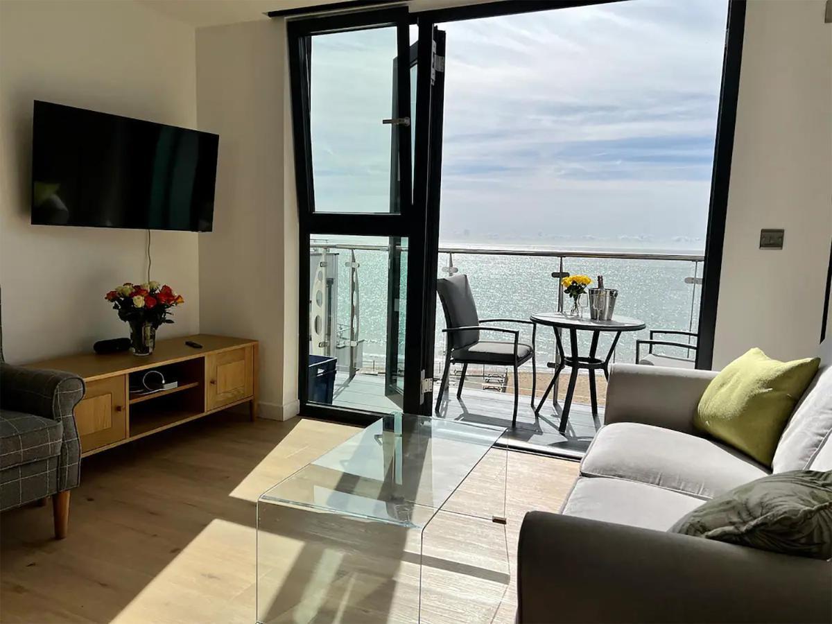 Sohot Stays Royal Sands Seaview Apt Free Parking Sleeps 4 Ramsgate Exterior photo