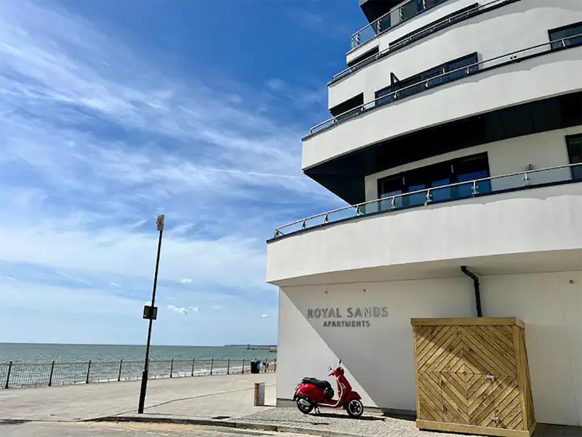 Sohot Stays Royal Sands Seaview Apt Free Parking Sleeps 4 Ramsgate Exterior photo